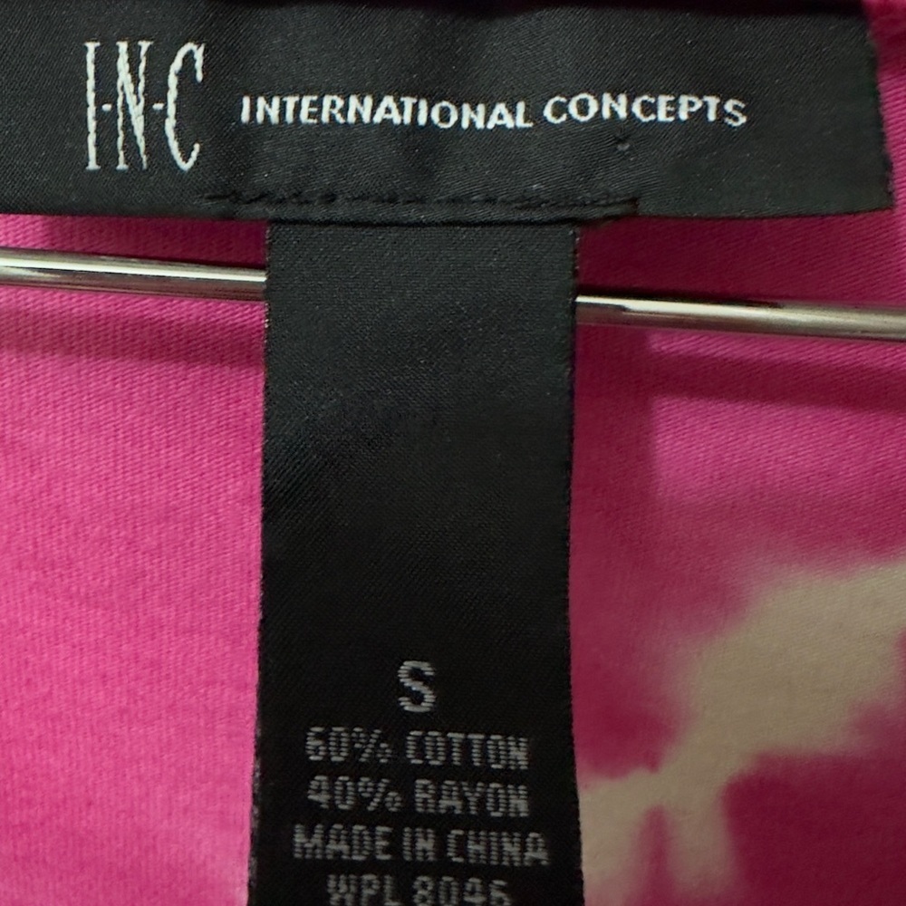 INC | NWOT Pink & White Tie-Dye V-Neck Top (Size S) - Picture 7 of 11